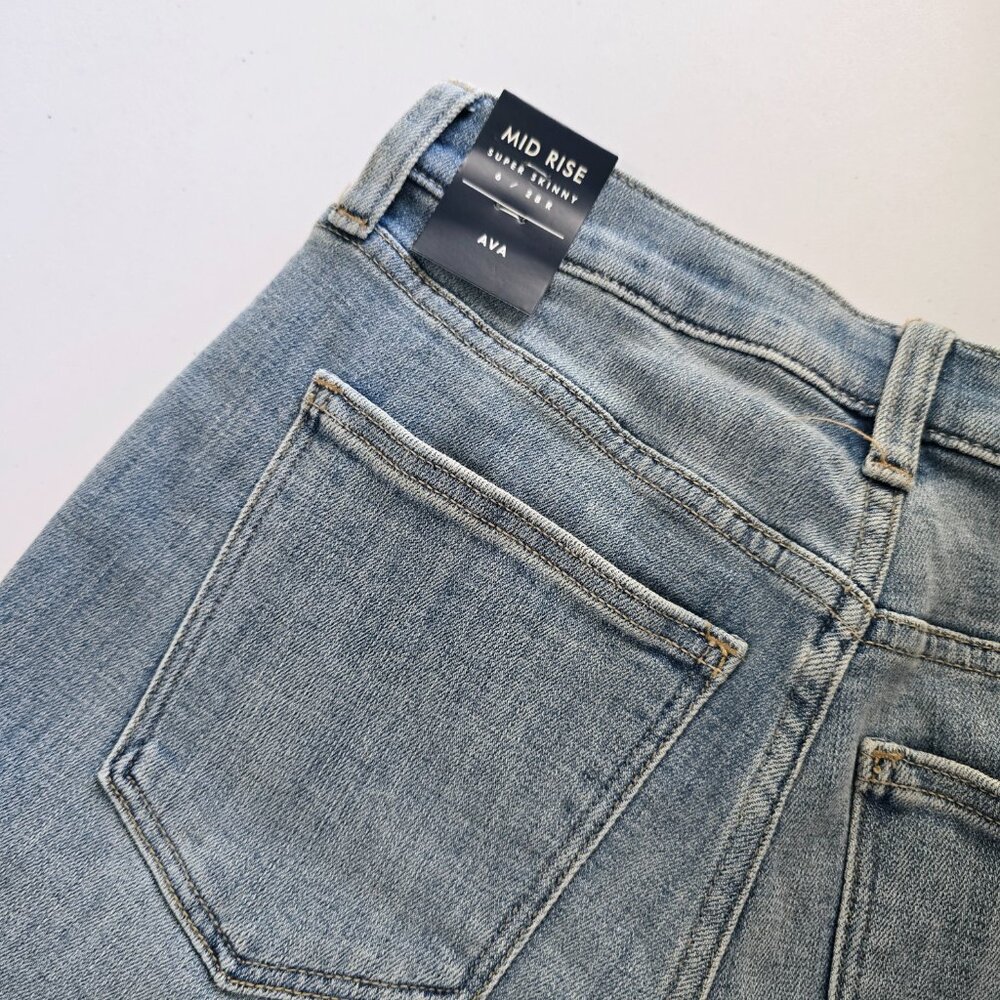 Lucky Brand Ava Mid Rise Skinny Jeans 28 Light Wash Stretch NWT - Picture 4 of 8